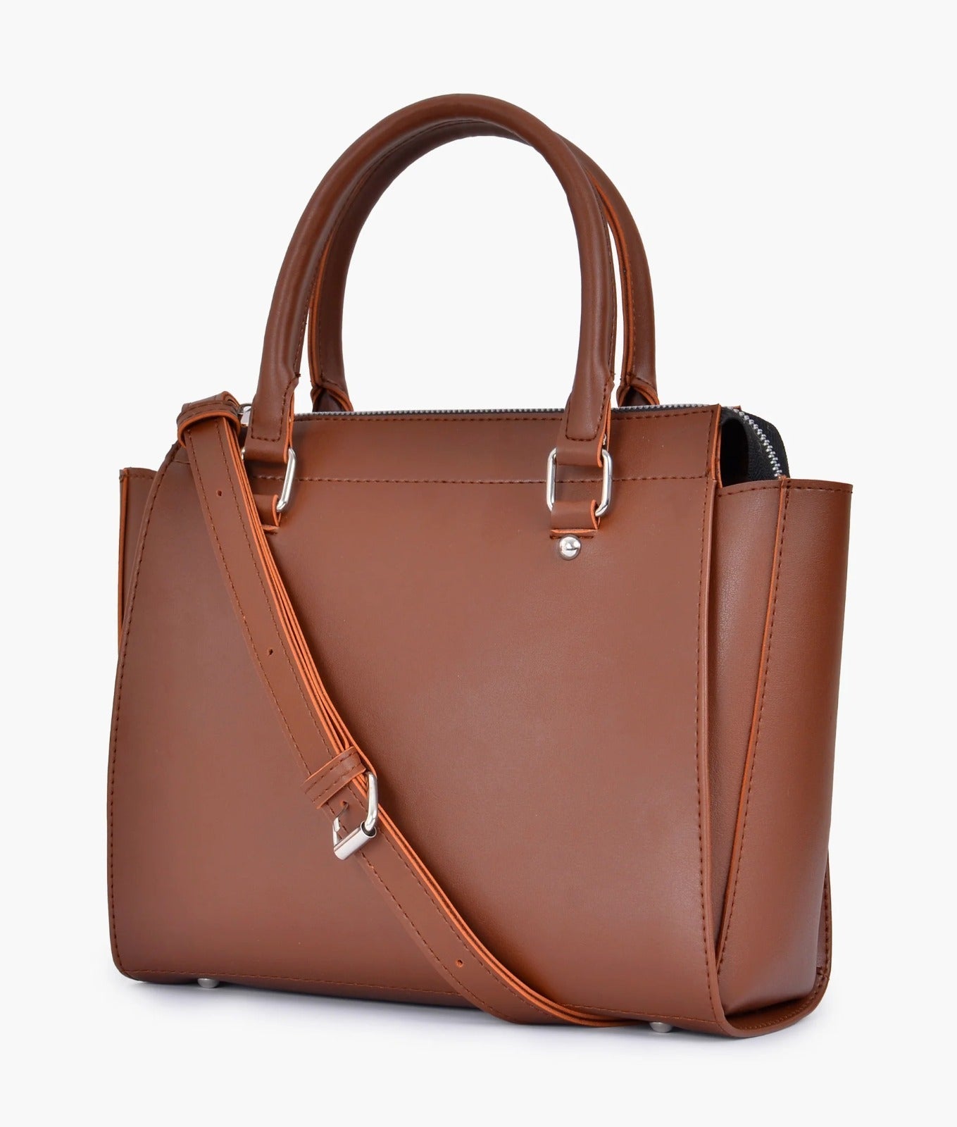 PERSONA BROWN - Her style