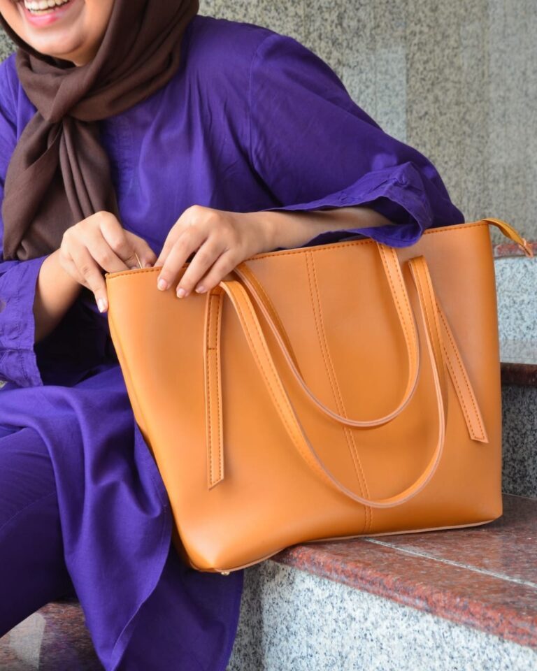 STRAPS SHAPE TOTE SMART WOMEN BAG - Her style