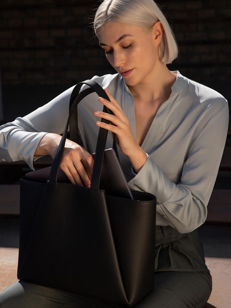 SMART LUXURY TOTE BAG - Her style