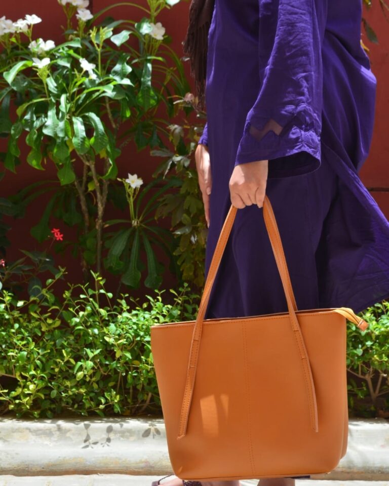 STRAPS SHAPE TOTE SMART WOMEN BAG - Her style